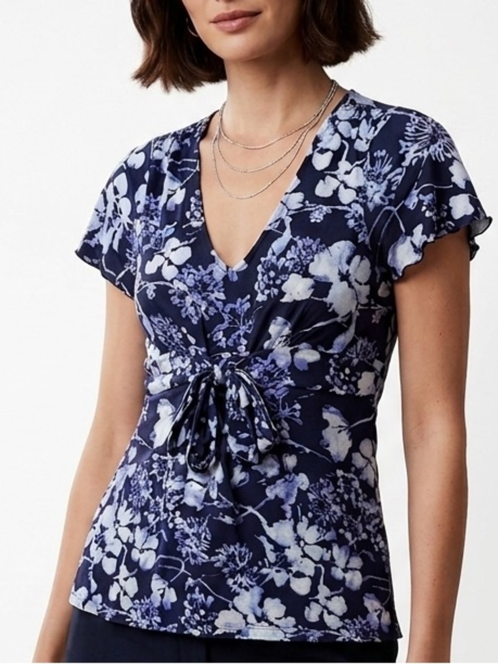 Banana Republic Navy Blue Floral Tie-Front V-Neck Blouse